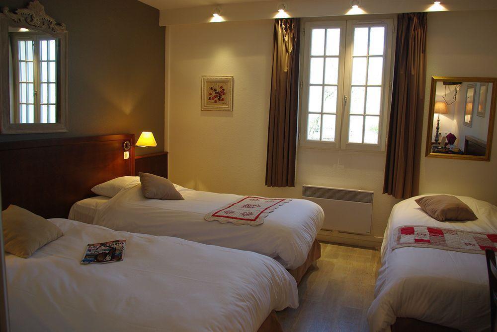 Hôtel Les Nymphéas Chaufour-les-Bonnieres Exterior foto