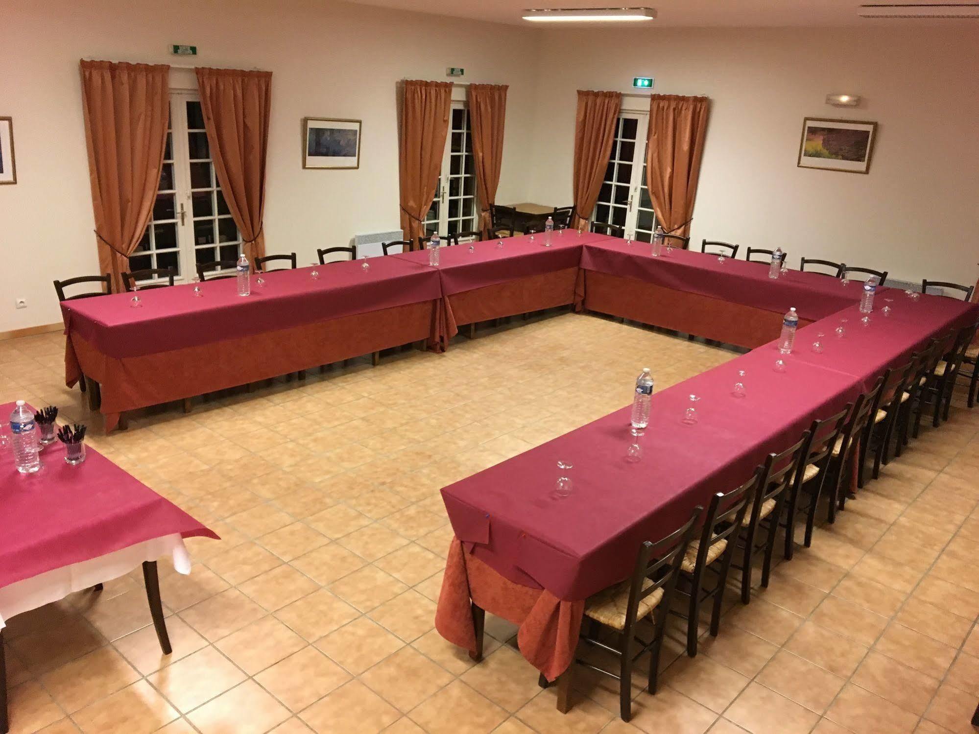 Hôtel Les Nymphéas Chaufour-les-Bonnieres Exterior foto